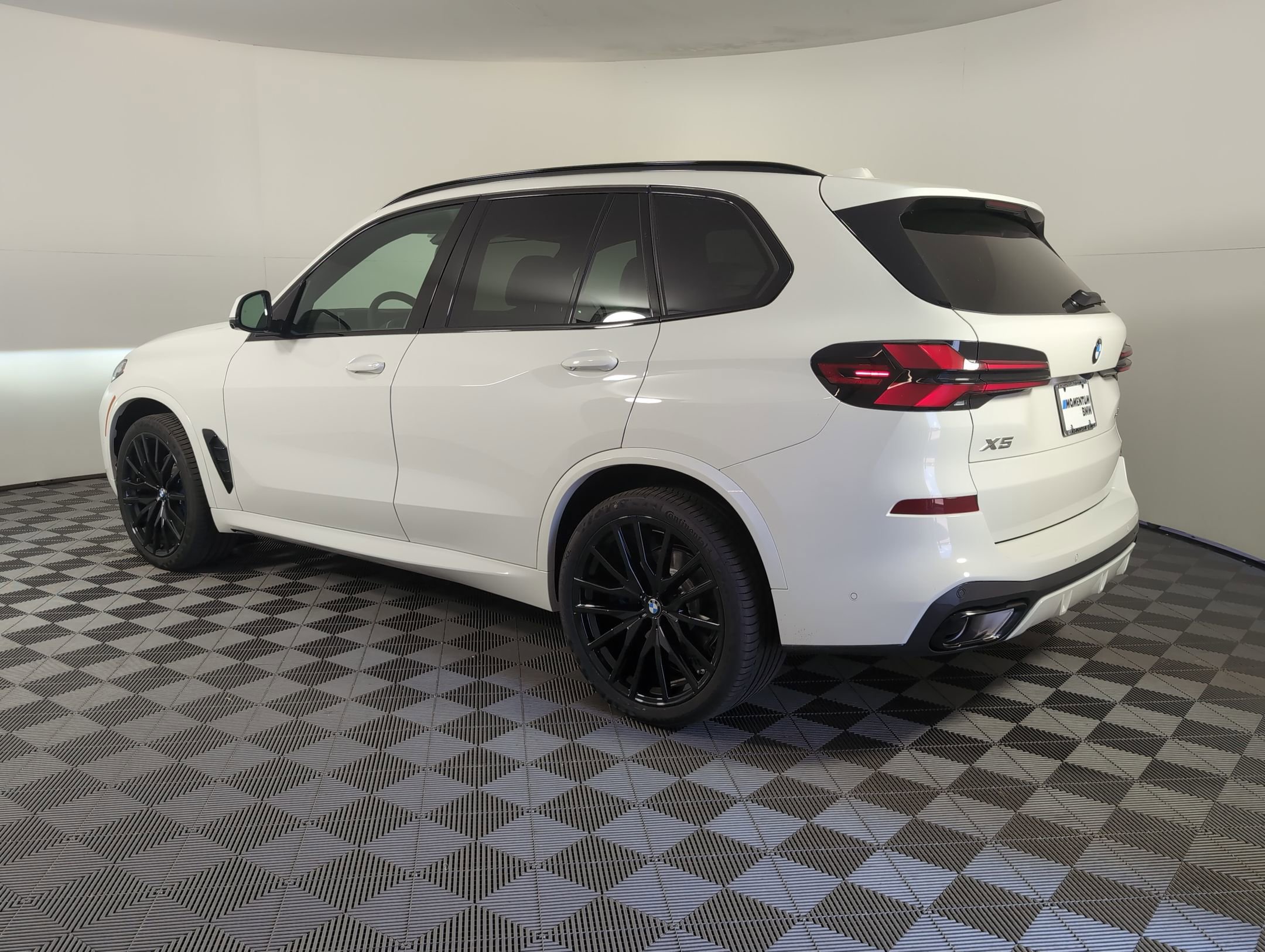 2026 Bmw X5 sDrive40i photo 2