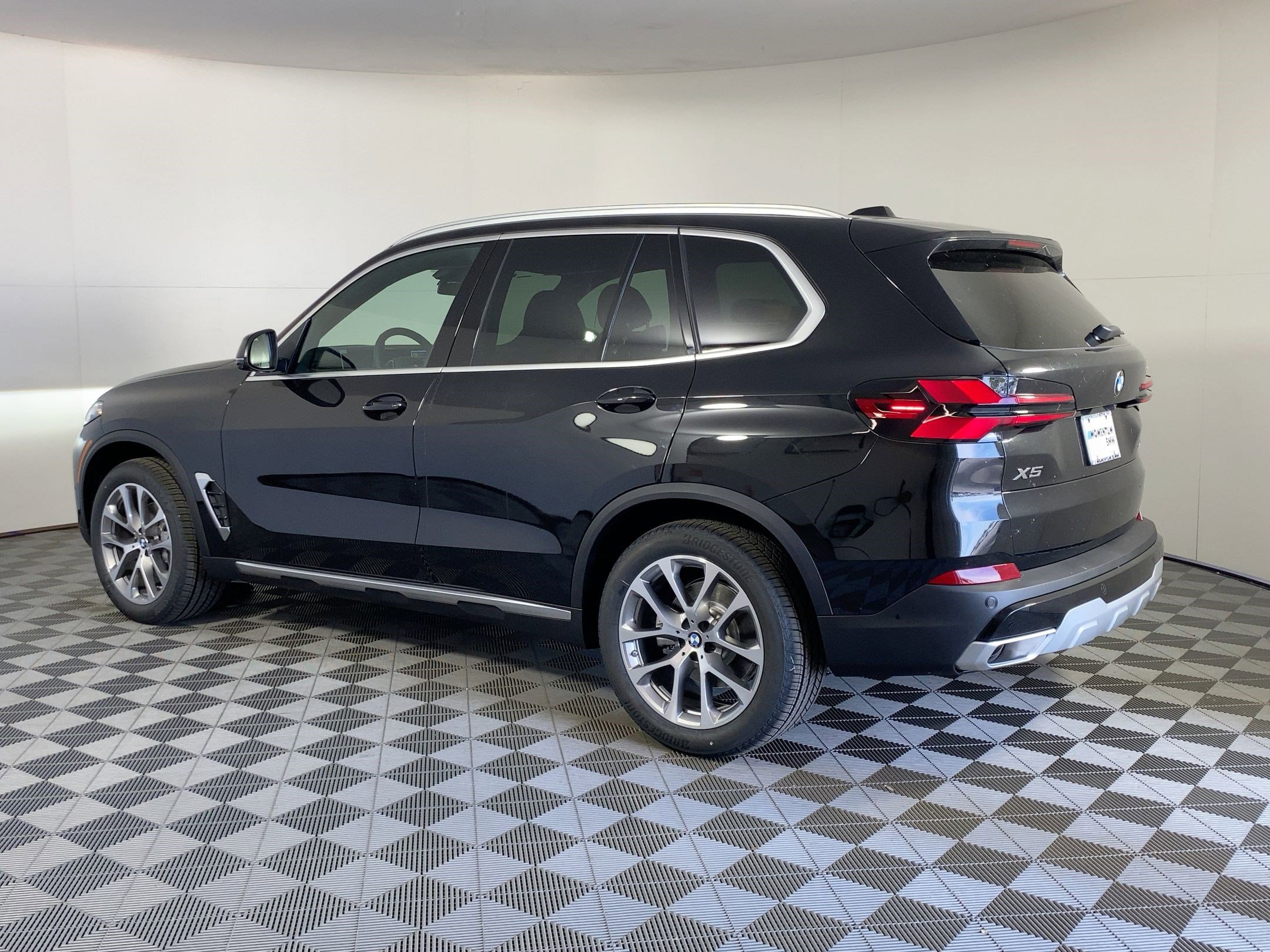 2026 Bmw X5 sDrive40i photo 3