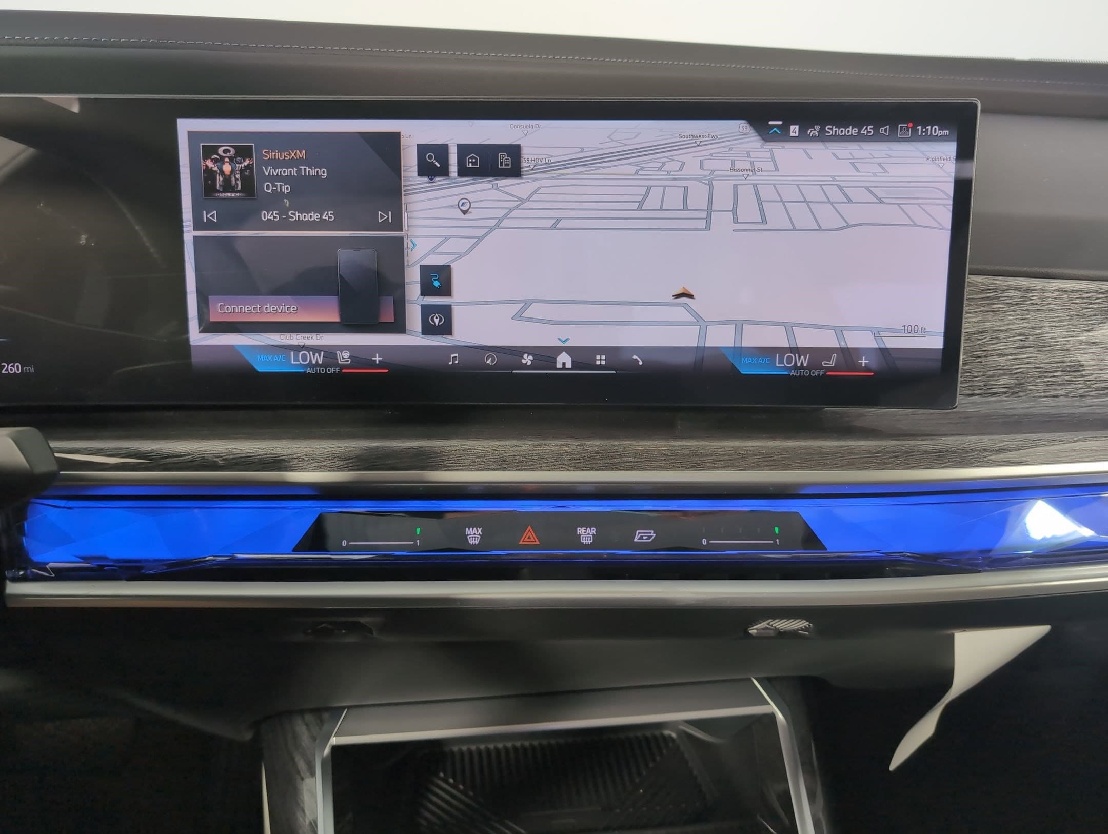 2025 BMW i7 50 - Photo 23