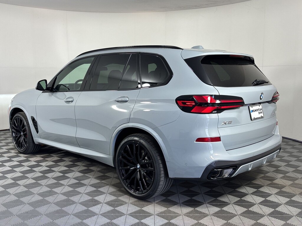 New 2026 BMW X5 sDrive40i SUV