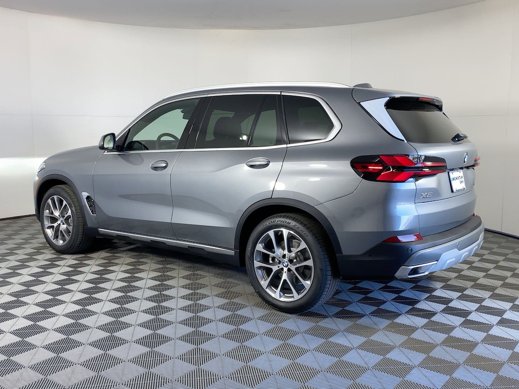 New 2026 BMW X5 xDrive40i SUV