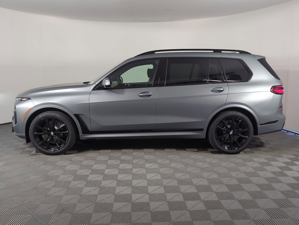 New 2026 BMW X7 xDrive40i SUV