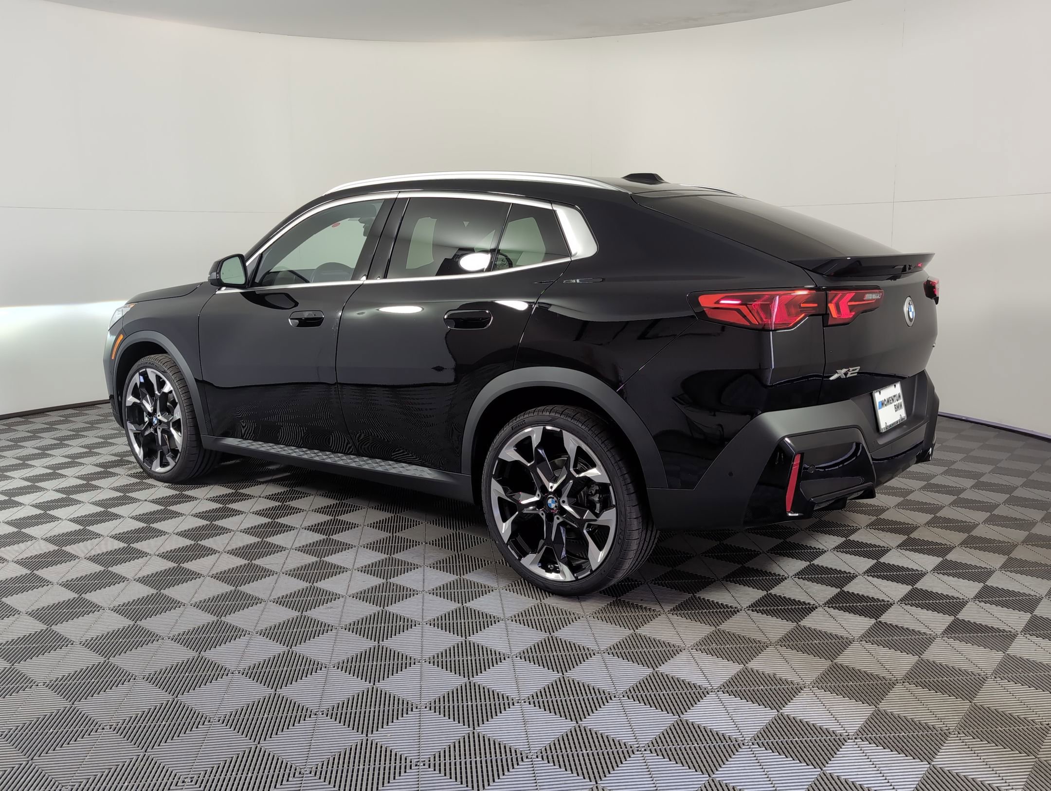 2026 Bmw X2 xDrive28i photo 3