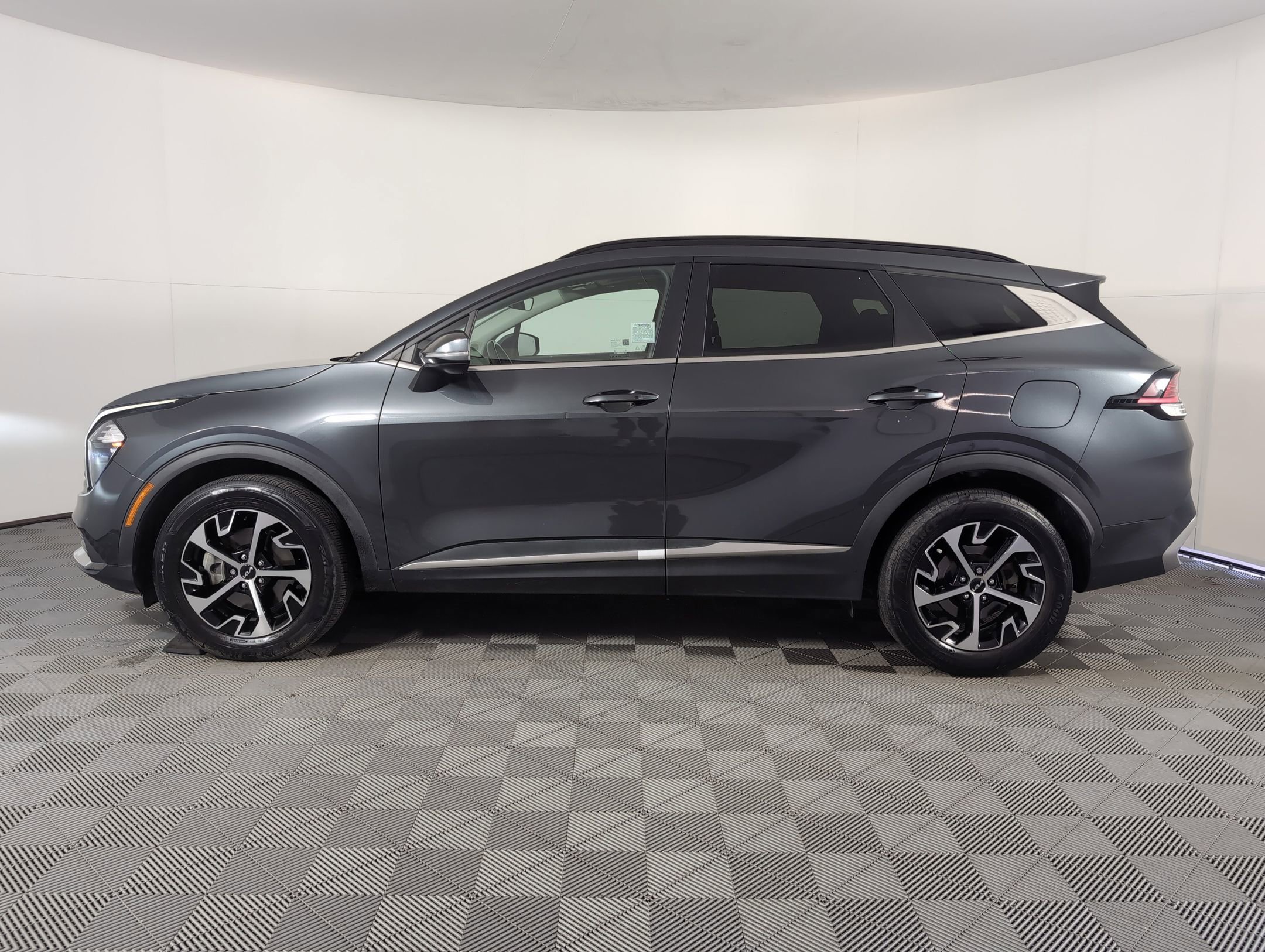 2023 Kia Sportage Hybrid EX photo 2