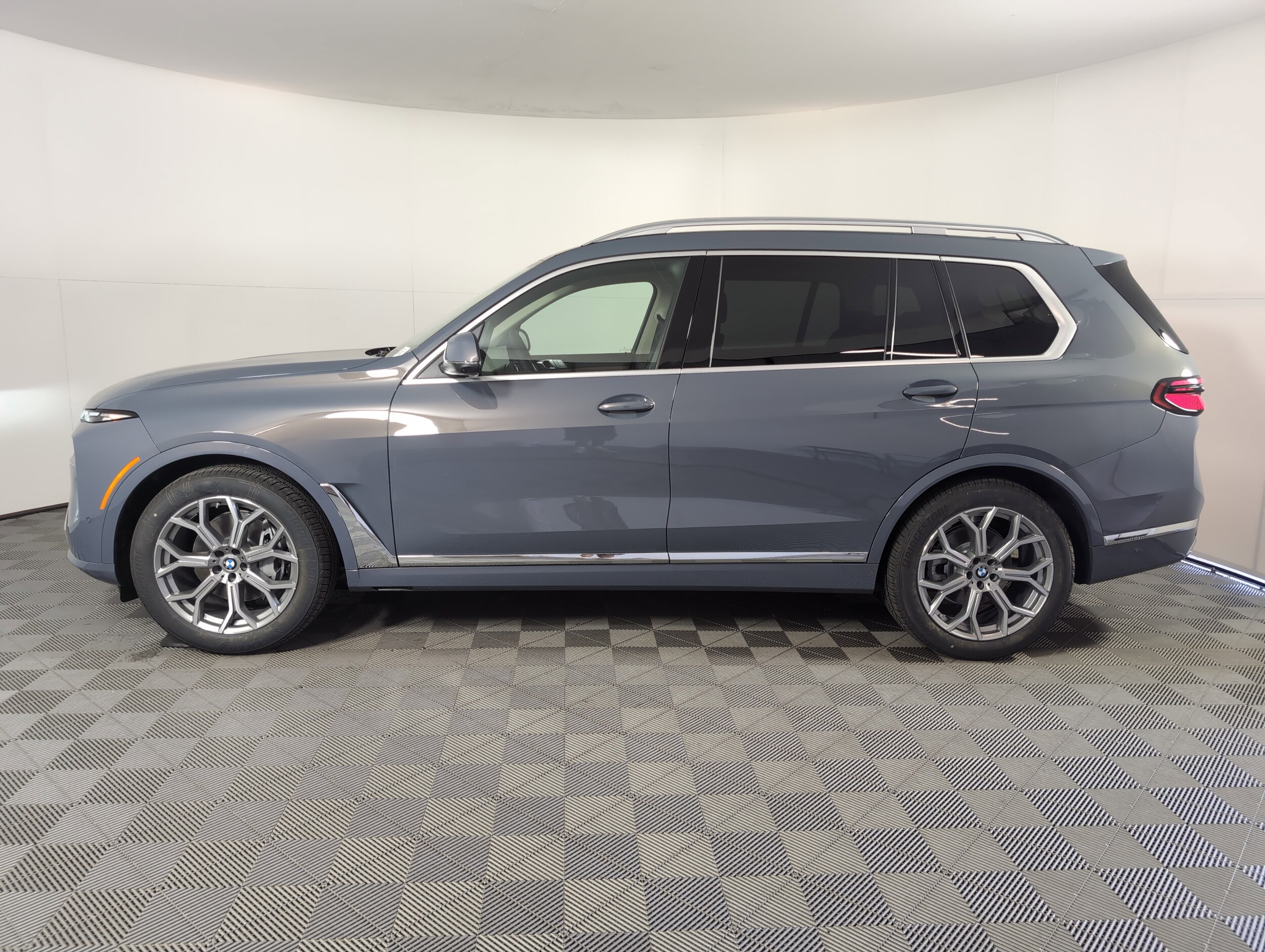2026 Bmw X7 xDrive40i photo 2