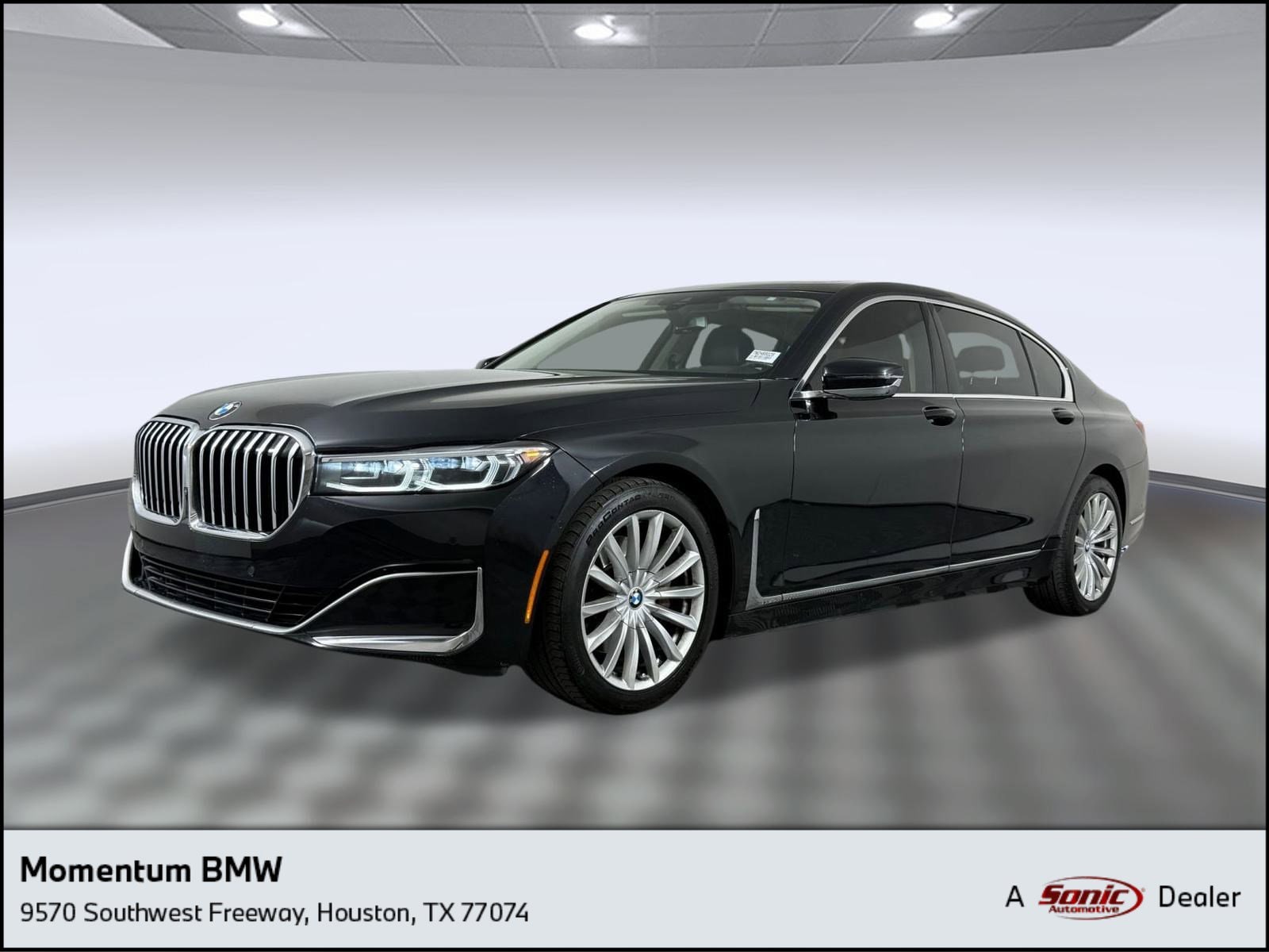 2022 BMW 7 Series 740's photo