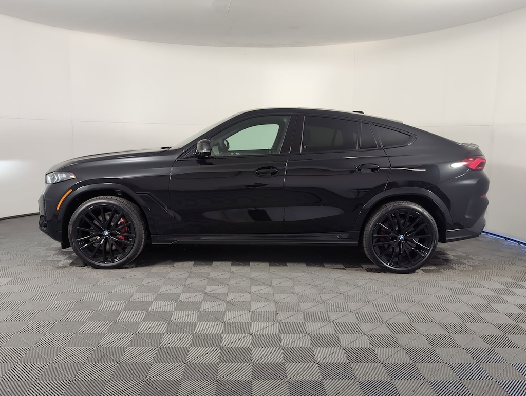 New 2026 BMW X6 xDrive40i SUV