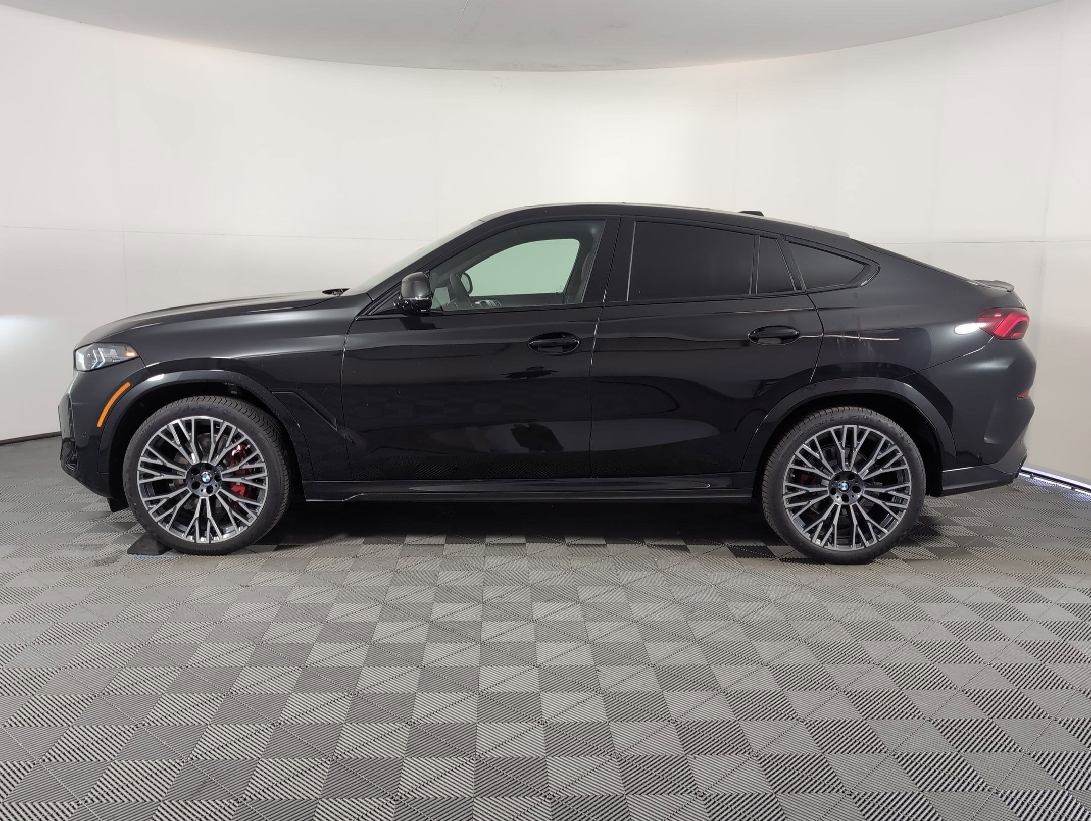 2026 Bmw X6 xDrive40i photo 2