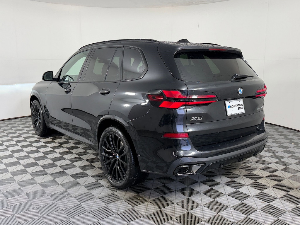 New 2026 BMW X5 sDrive40i SUV
