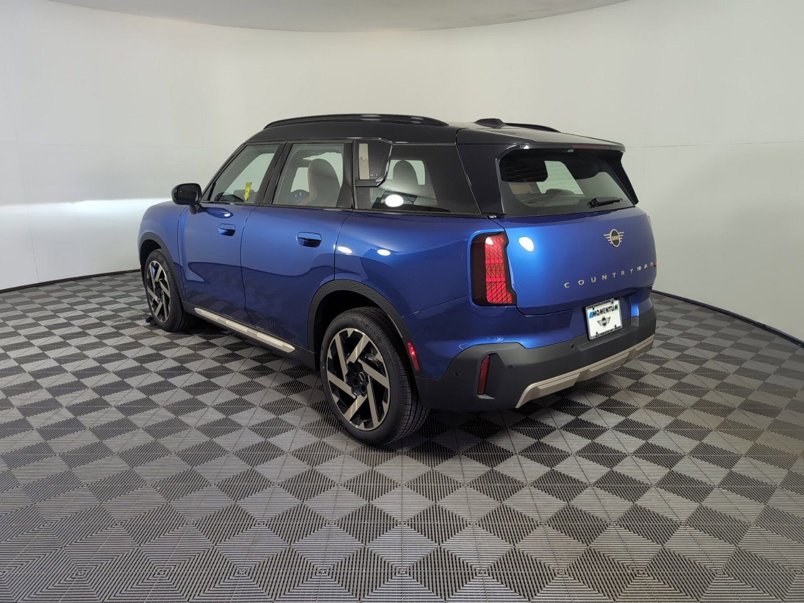 2025 Mini Countryman S photo 2