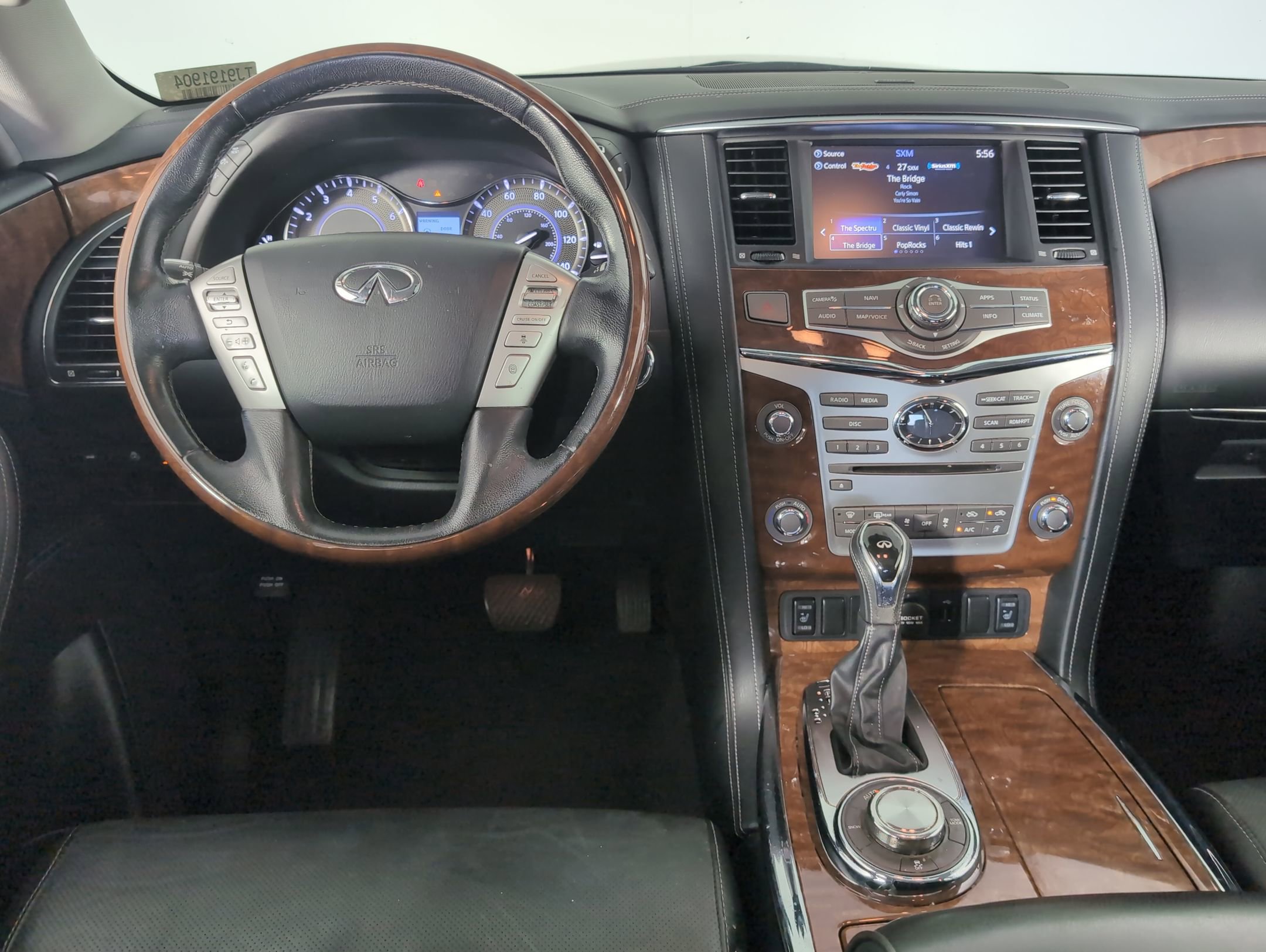 2018 Infiniti QX80 photo 4