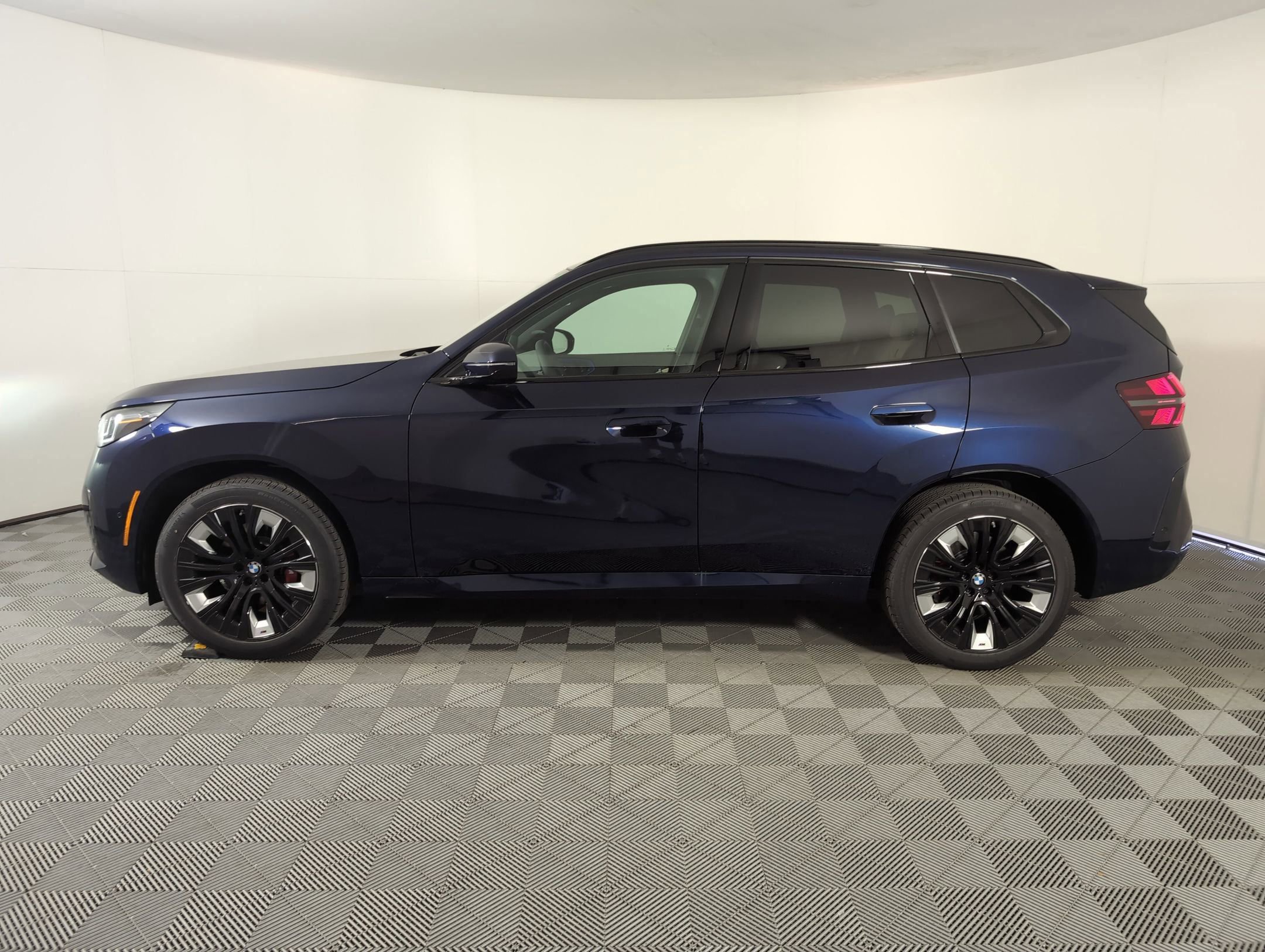 2025 Bmw X3 30x Drive photo 2
