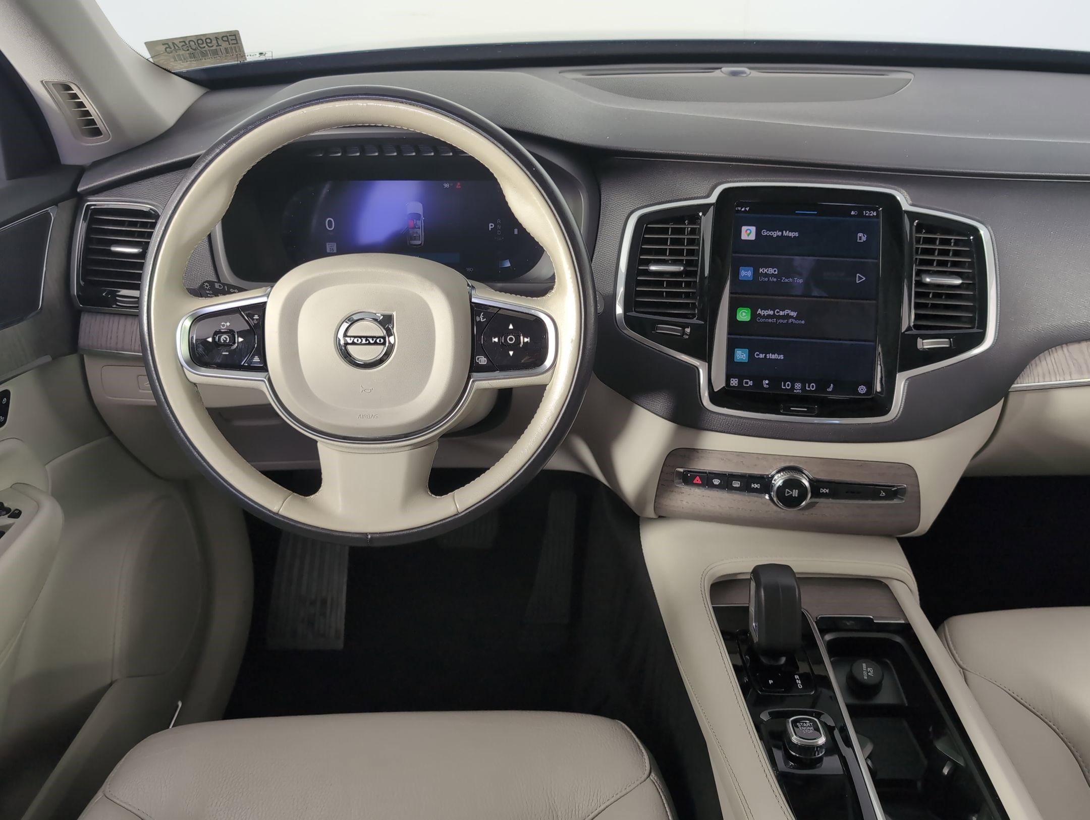 2023 Volvo XC90 AWD Plus photo 4