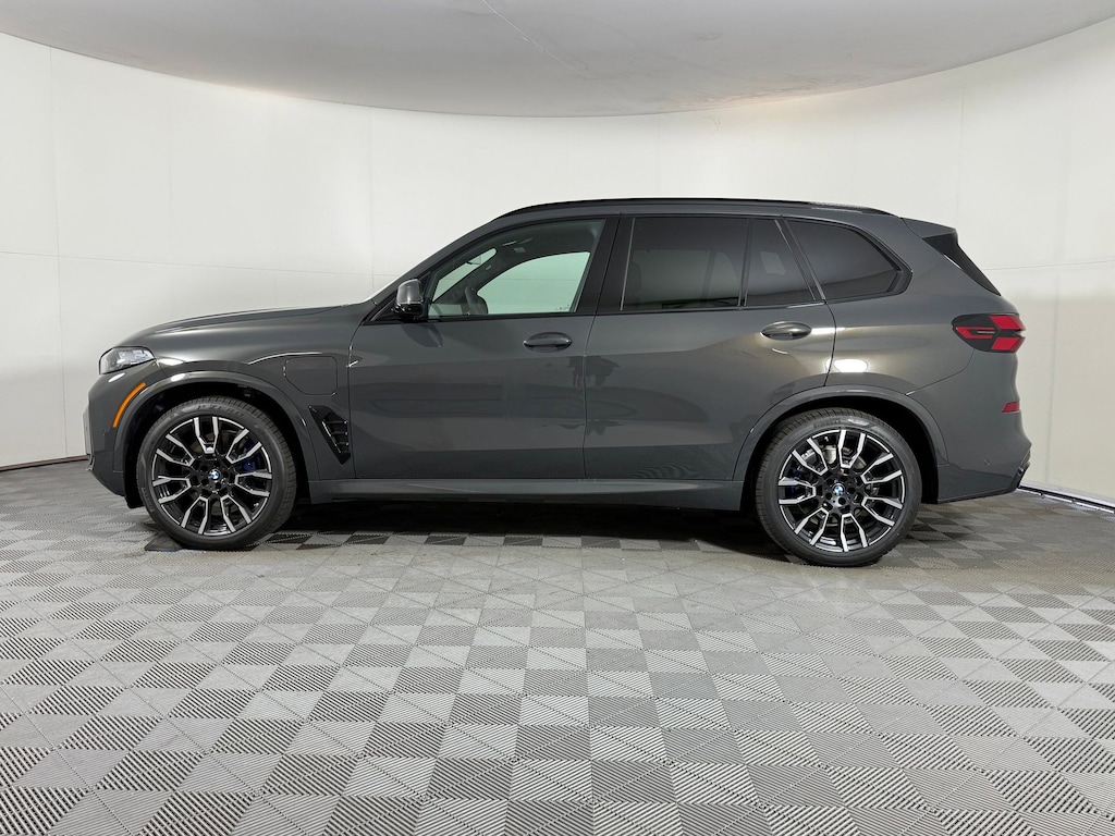 New 2026 BMW X5 PHEV xDrive50e SUV