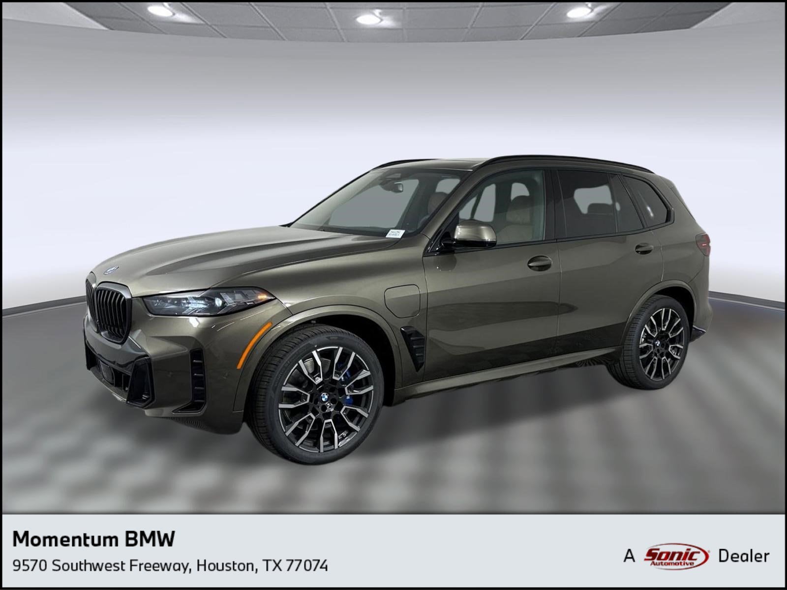 2026 BMW X5 xDrive50e's photo