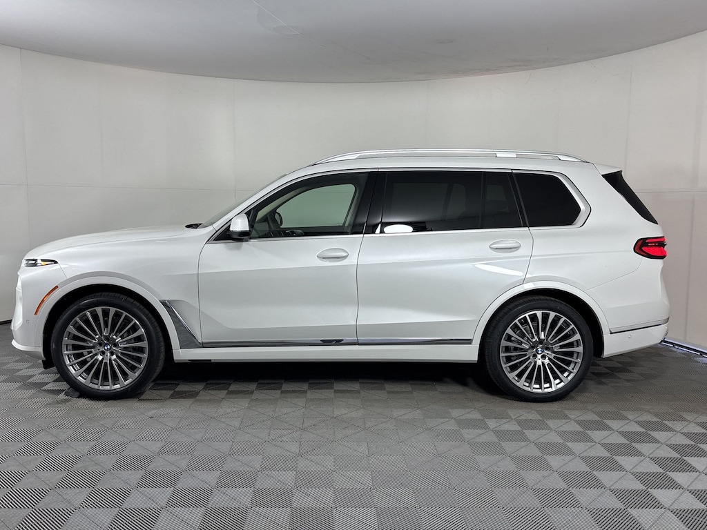 New 2027 BMW X7 xDrive40i SUV