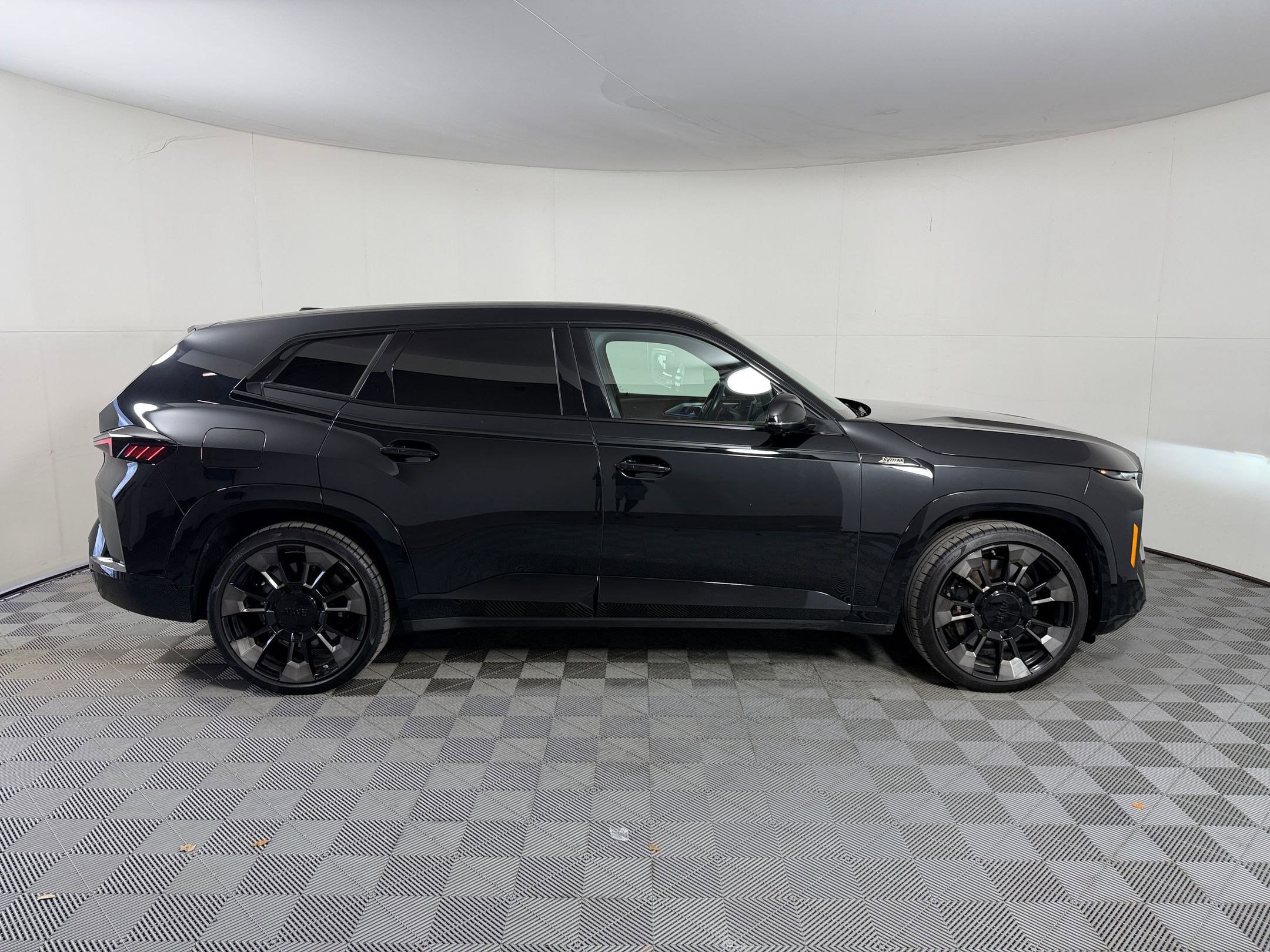 XM SUV