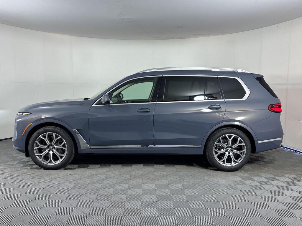 New 2027 BMW X7 xDrive40i SUV
