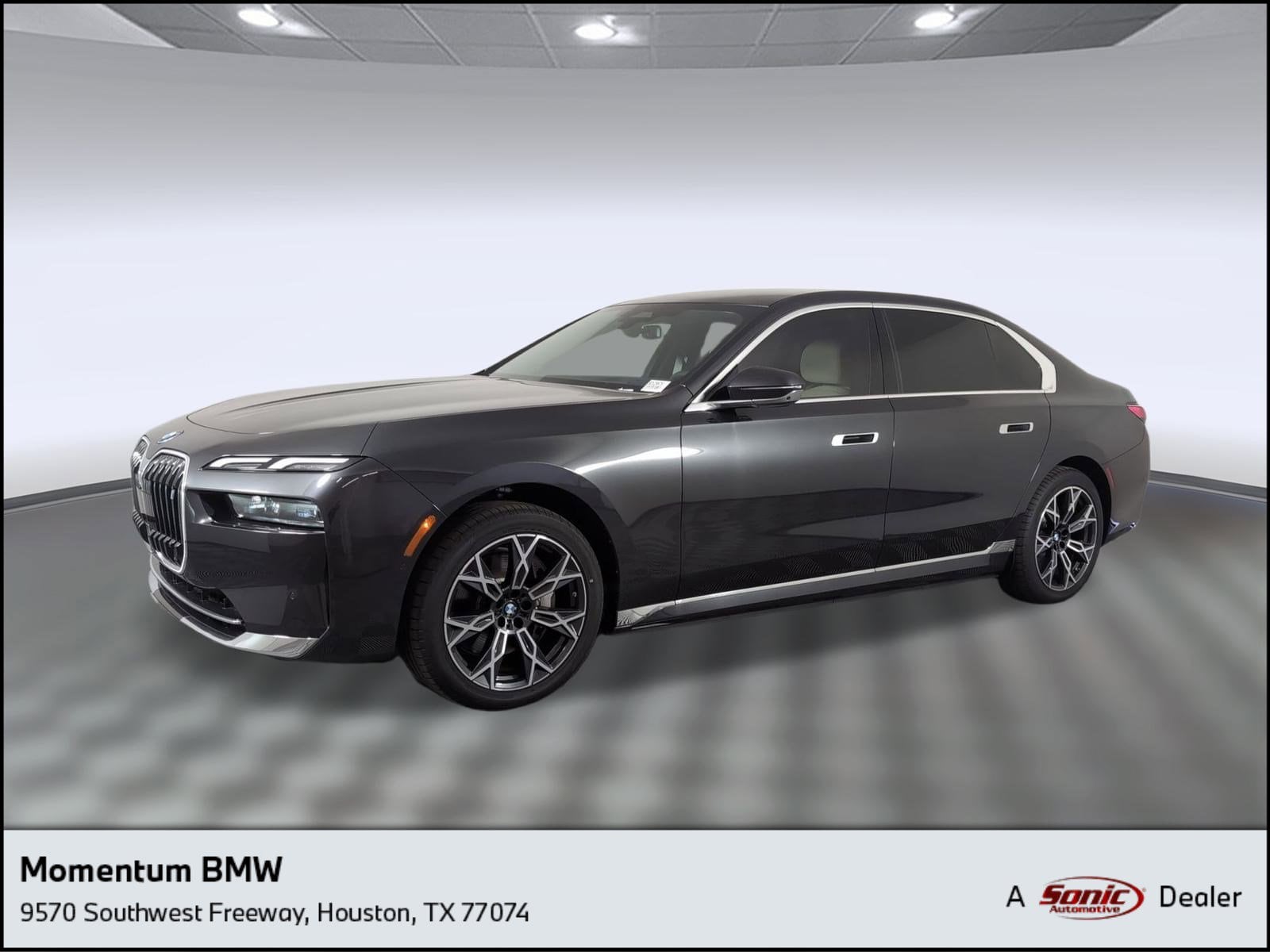 2025 BMW i7 50's photo