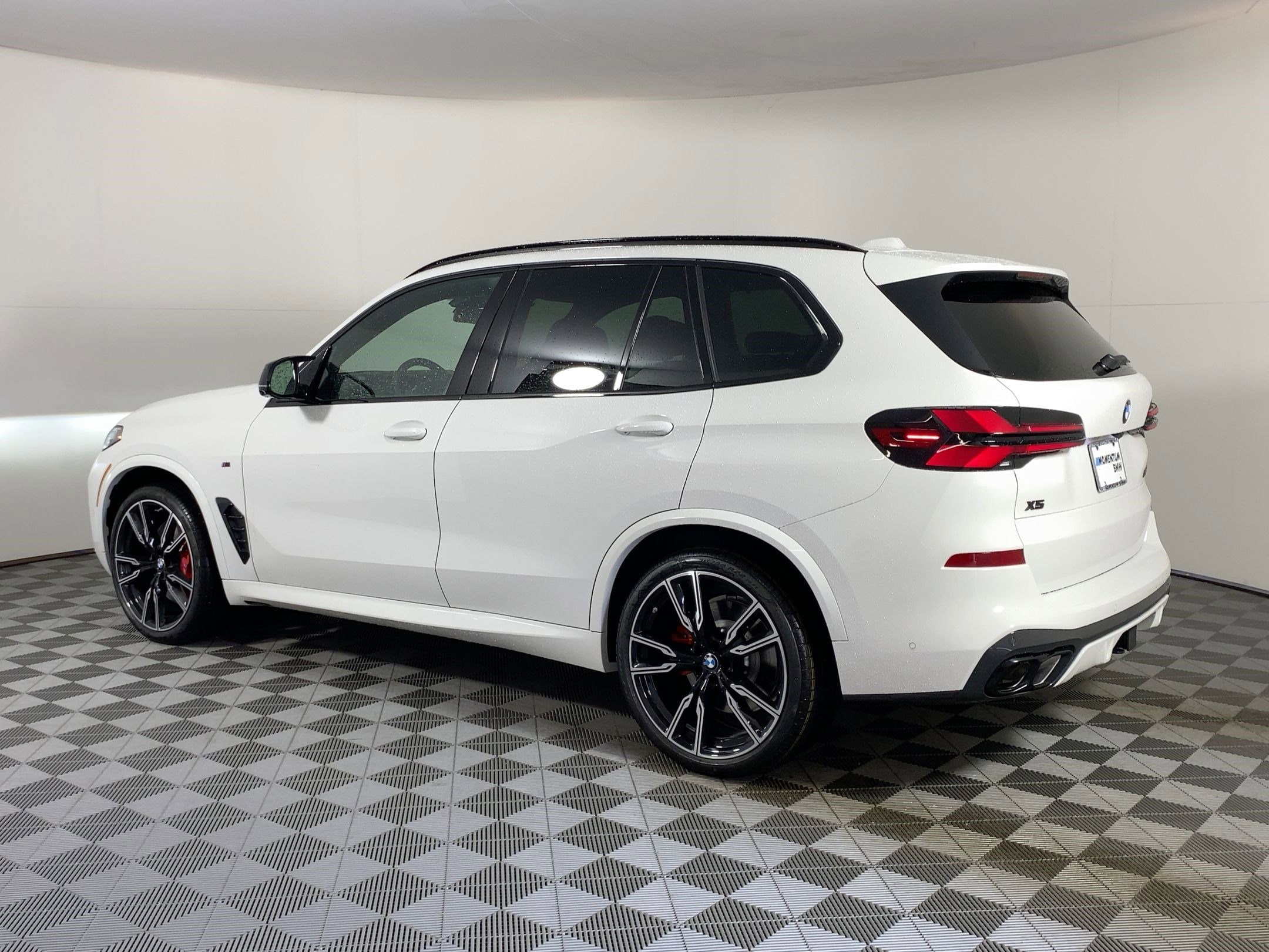 2026 Bmw X5 M60i photo 3