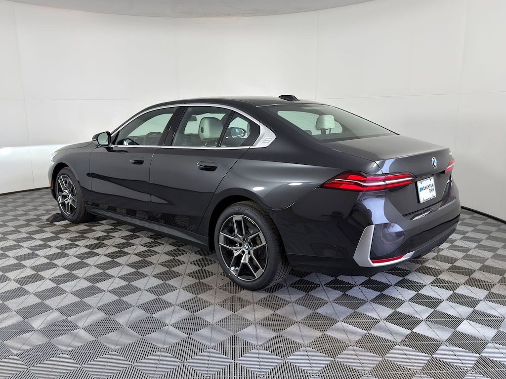 New 2026 BMW 530i Sedan