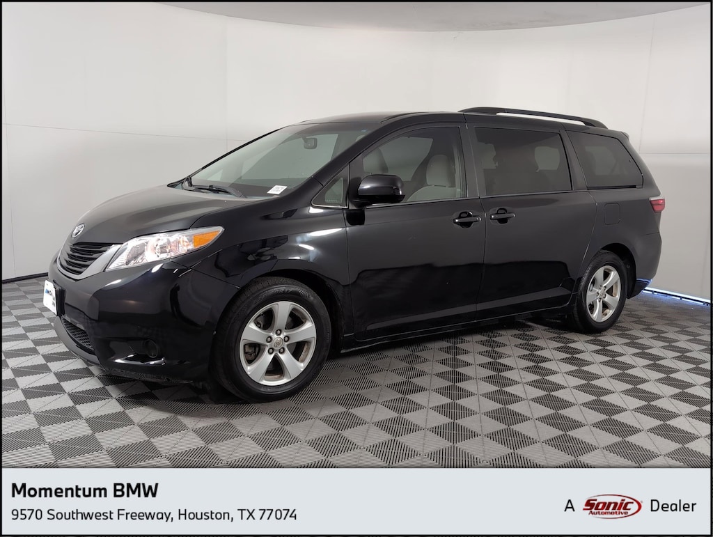 Used 2015 Toyota Sienna LE Van