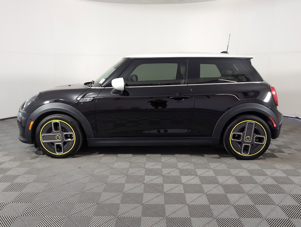Used 2022 MINI Electric Hardtop 2 Door Cooper SE Hardtop 2 Door Hatchback