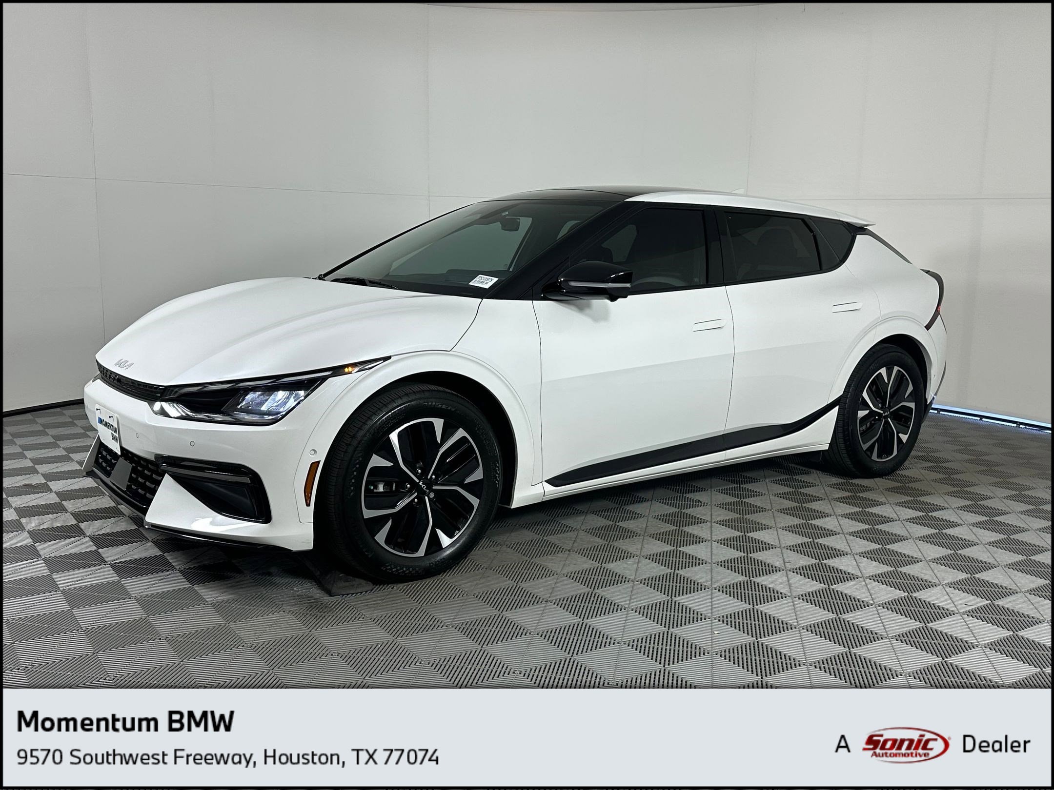 2023 Kia EV6 GT-Line's photo