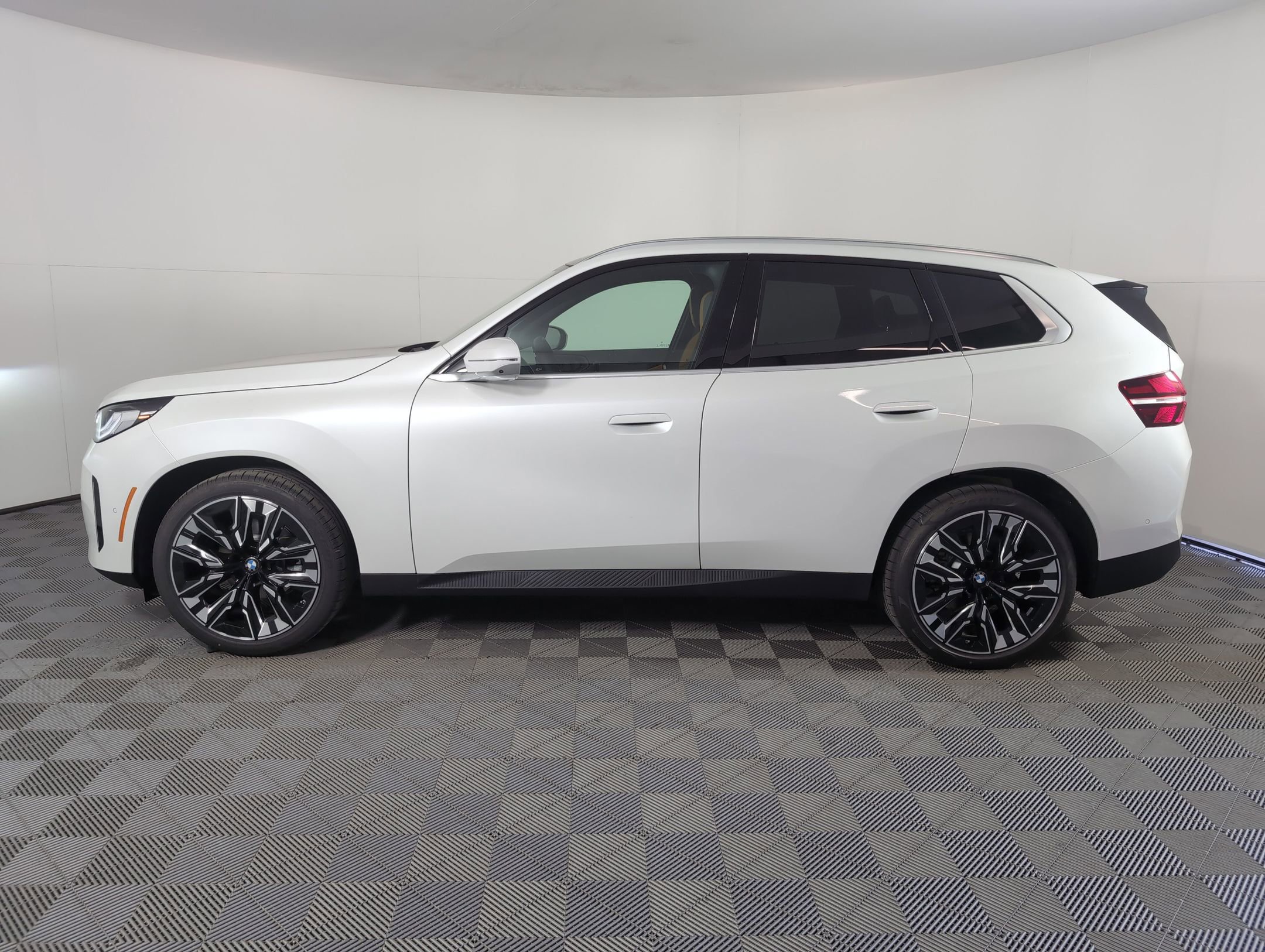 2025 Bmw X3 30x Drive photo 2