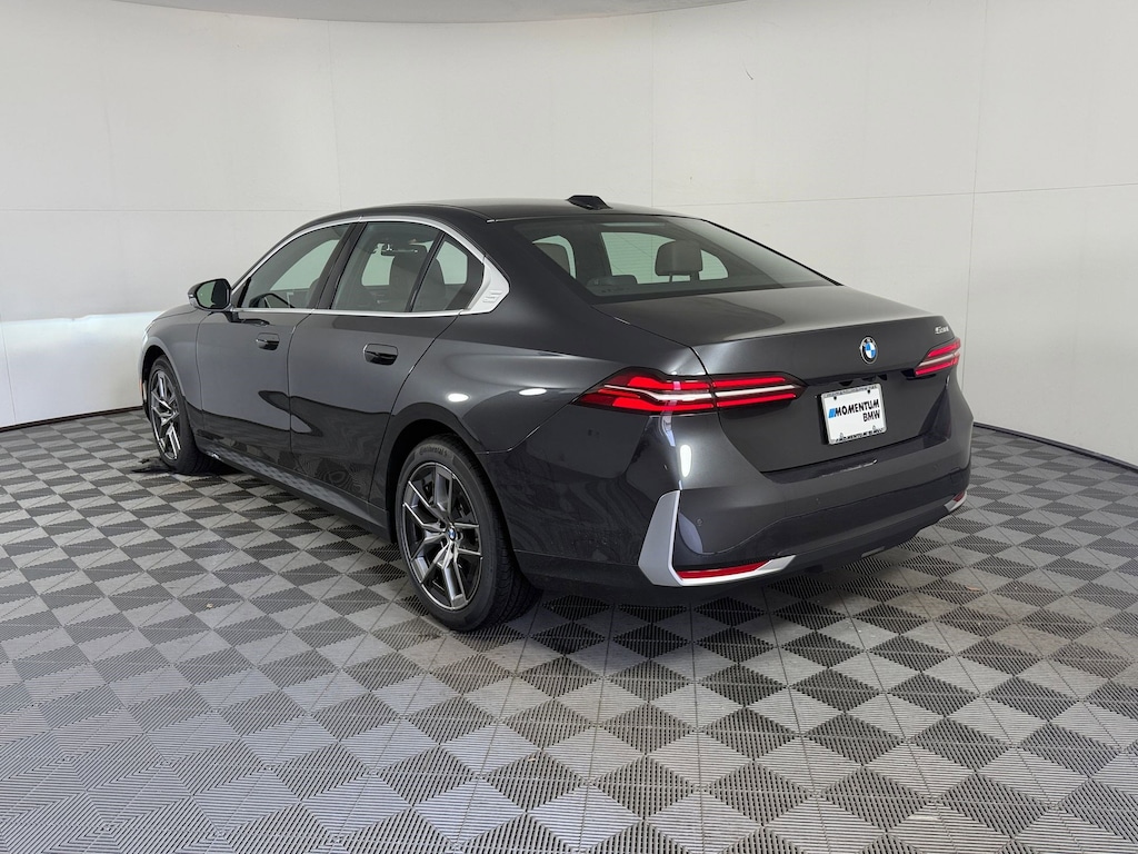 New 2027 BMW 530i Sedan