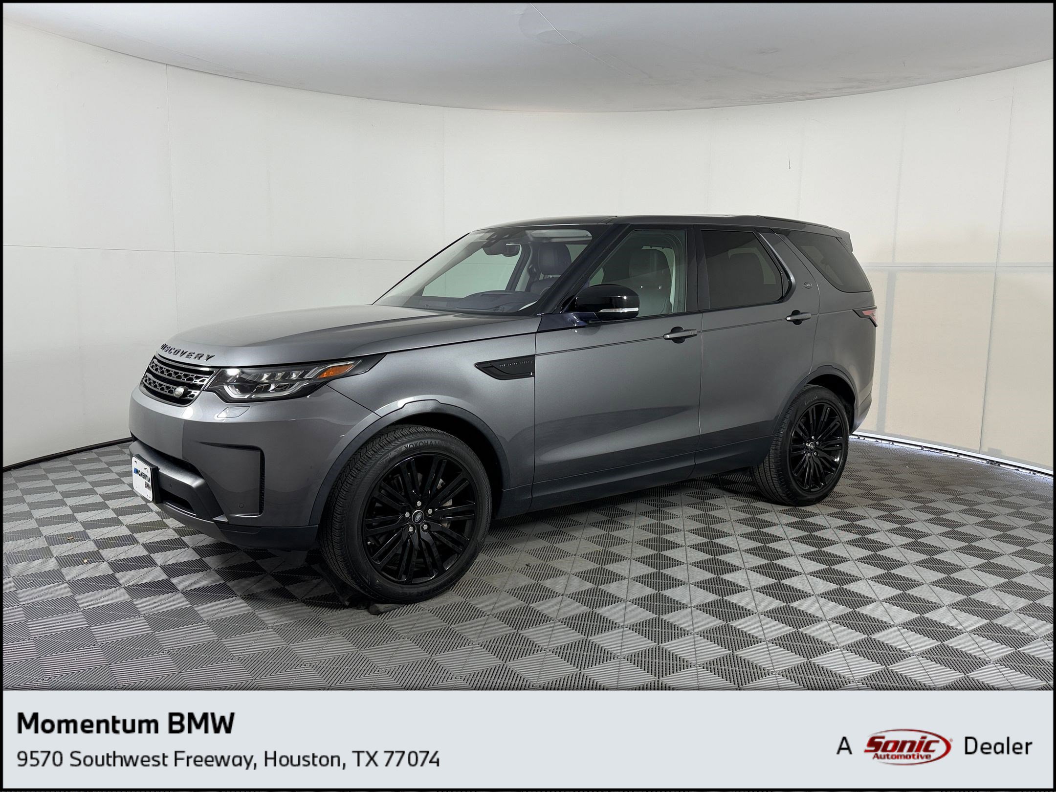 2018 Land Rover Discovery HSE SC V6's photo