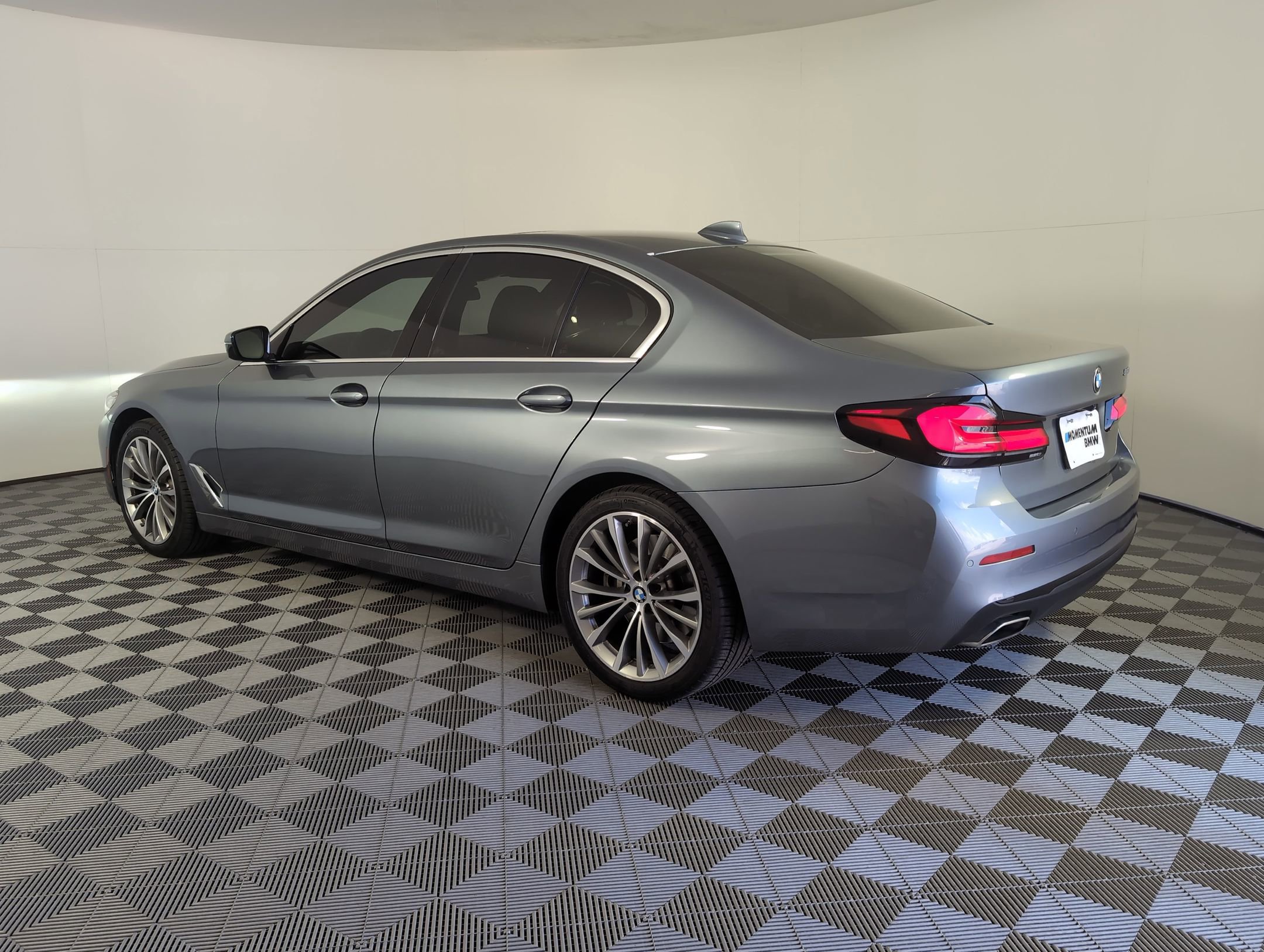 2022 Bmw 540i photo 2