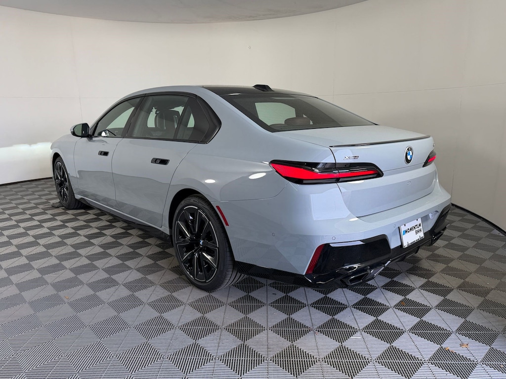New 2026 BMW 760i xDrive Sedan
