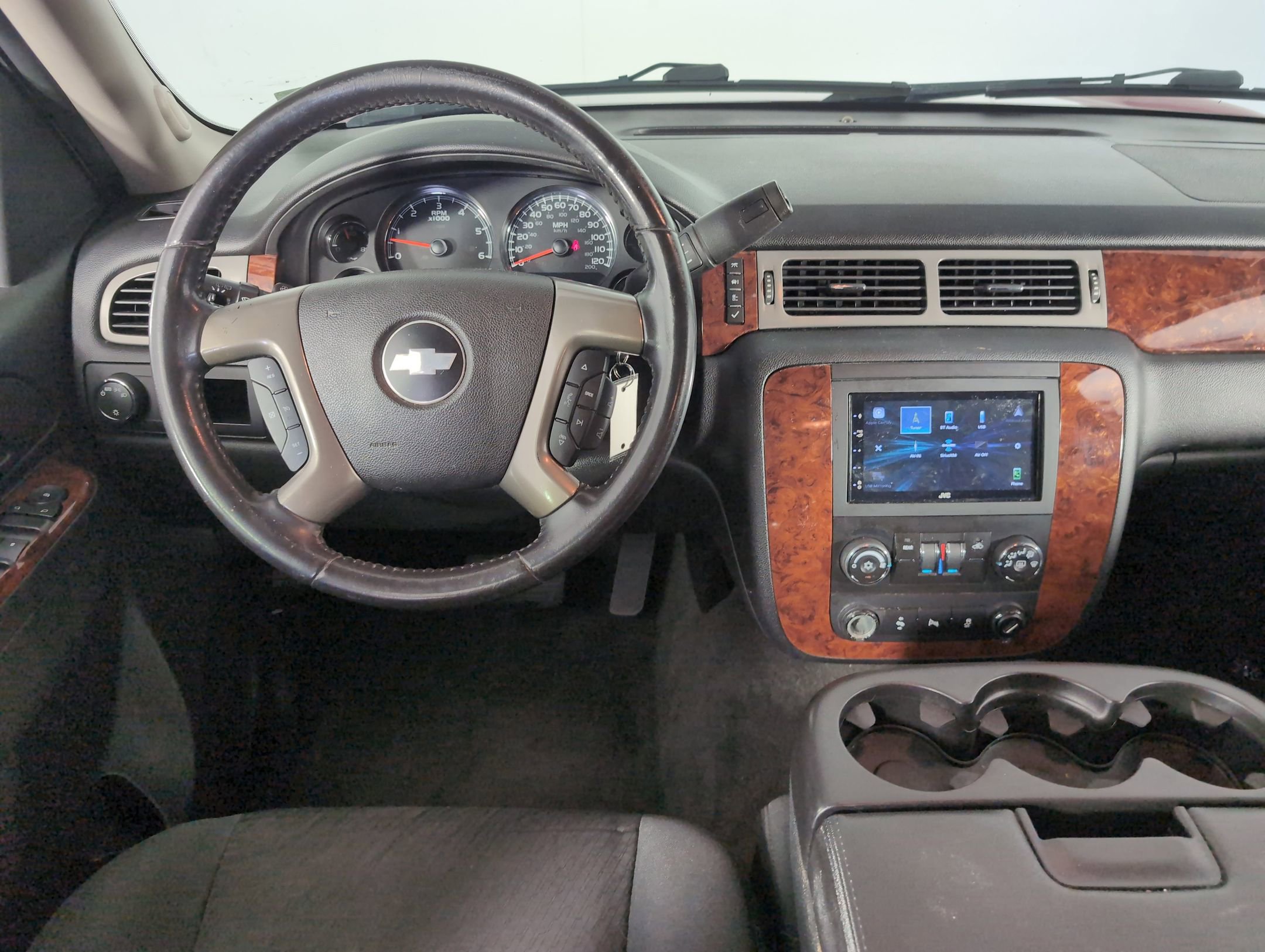 2012 Chevrolet Suburban 1500 LS photo 4