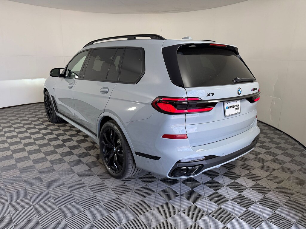 New 2027 BMW X7 M60i SUV