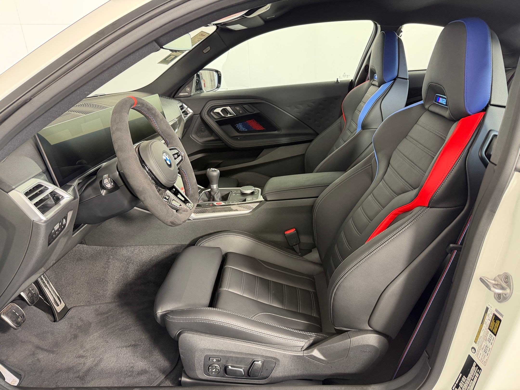 M2 Base Coupe
