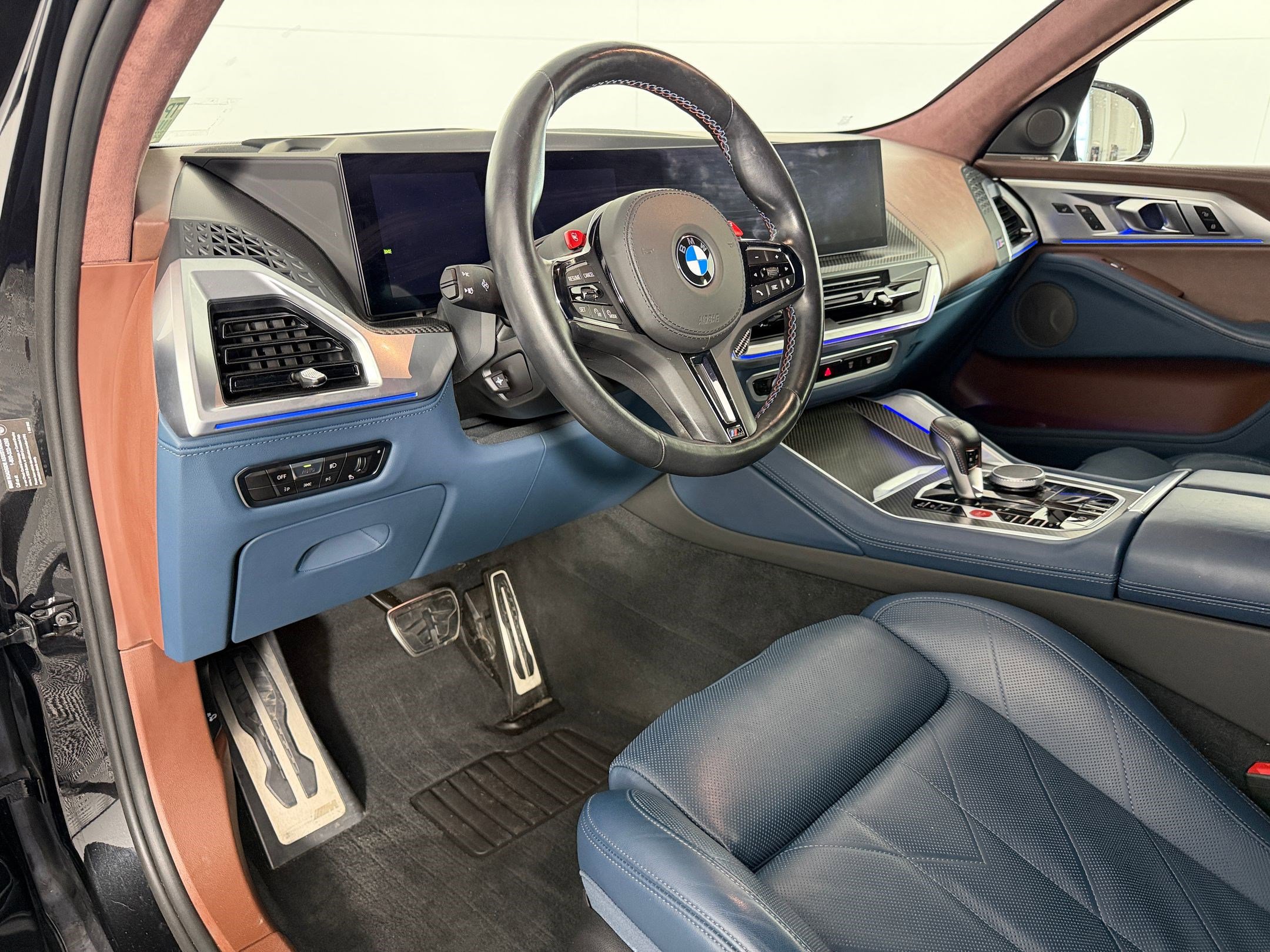 XM SUV