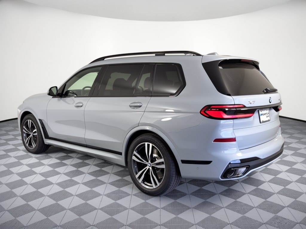 New 2027 BMW X7 xDrive40i SUV