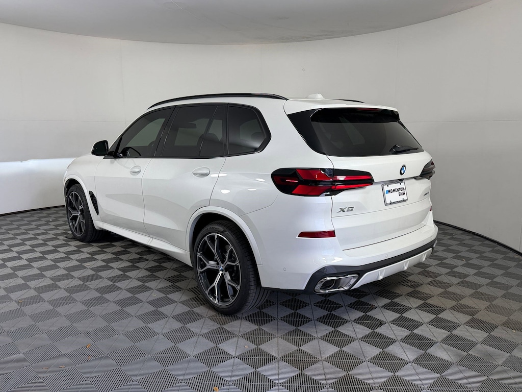 New 2026 BMW X5 xDrive40i SUV