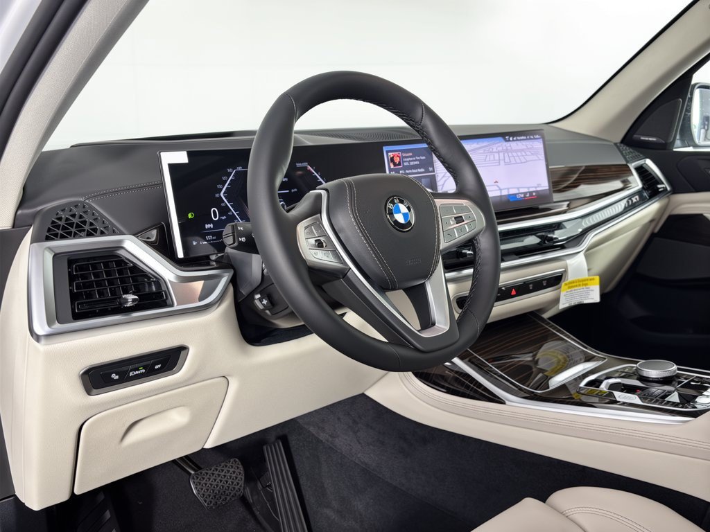 New 2027 BMW X7 xDrive40i SUV