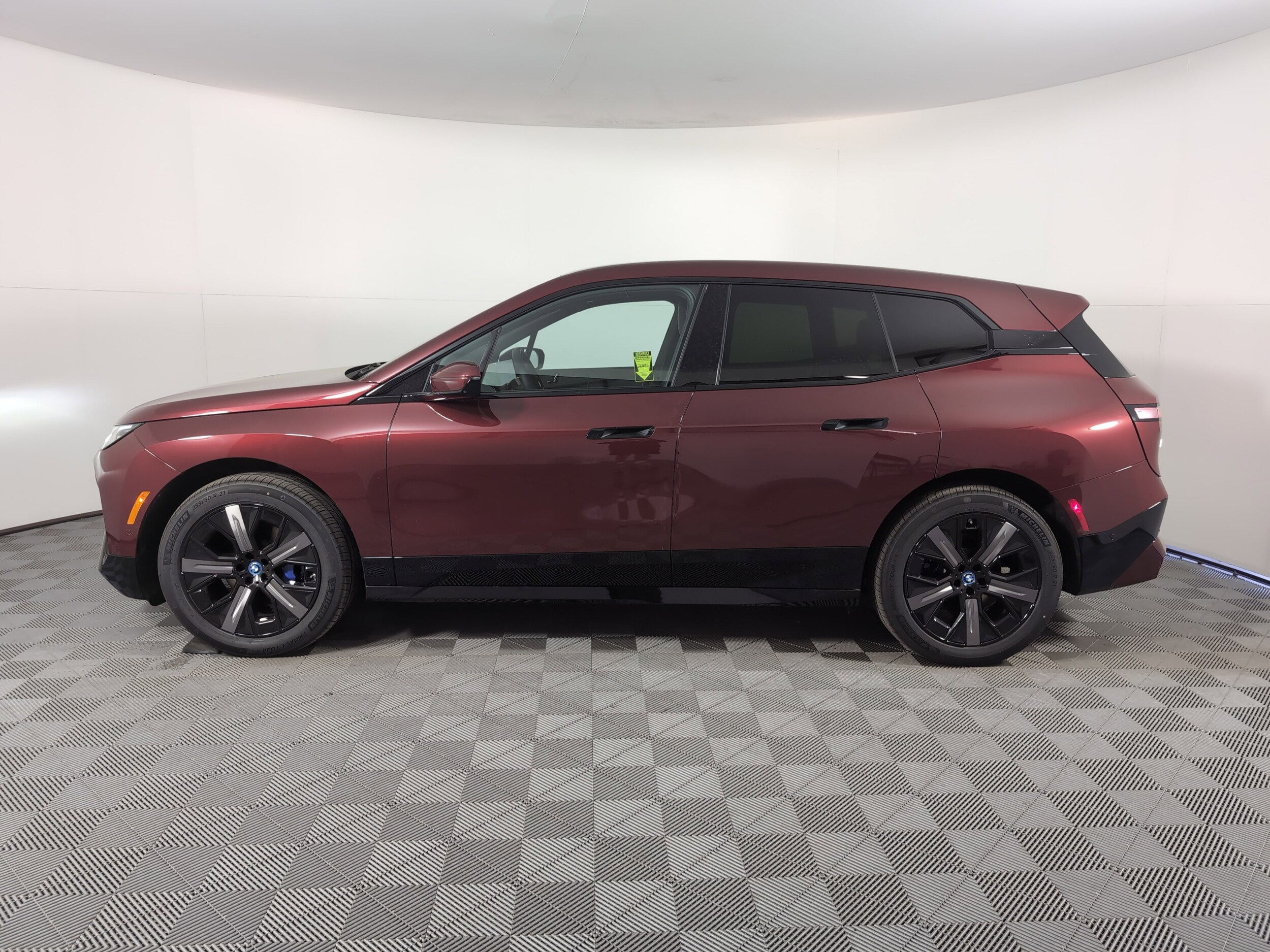 2025 Bmw iX photo 4