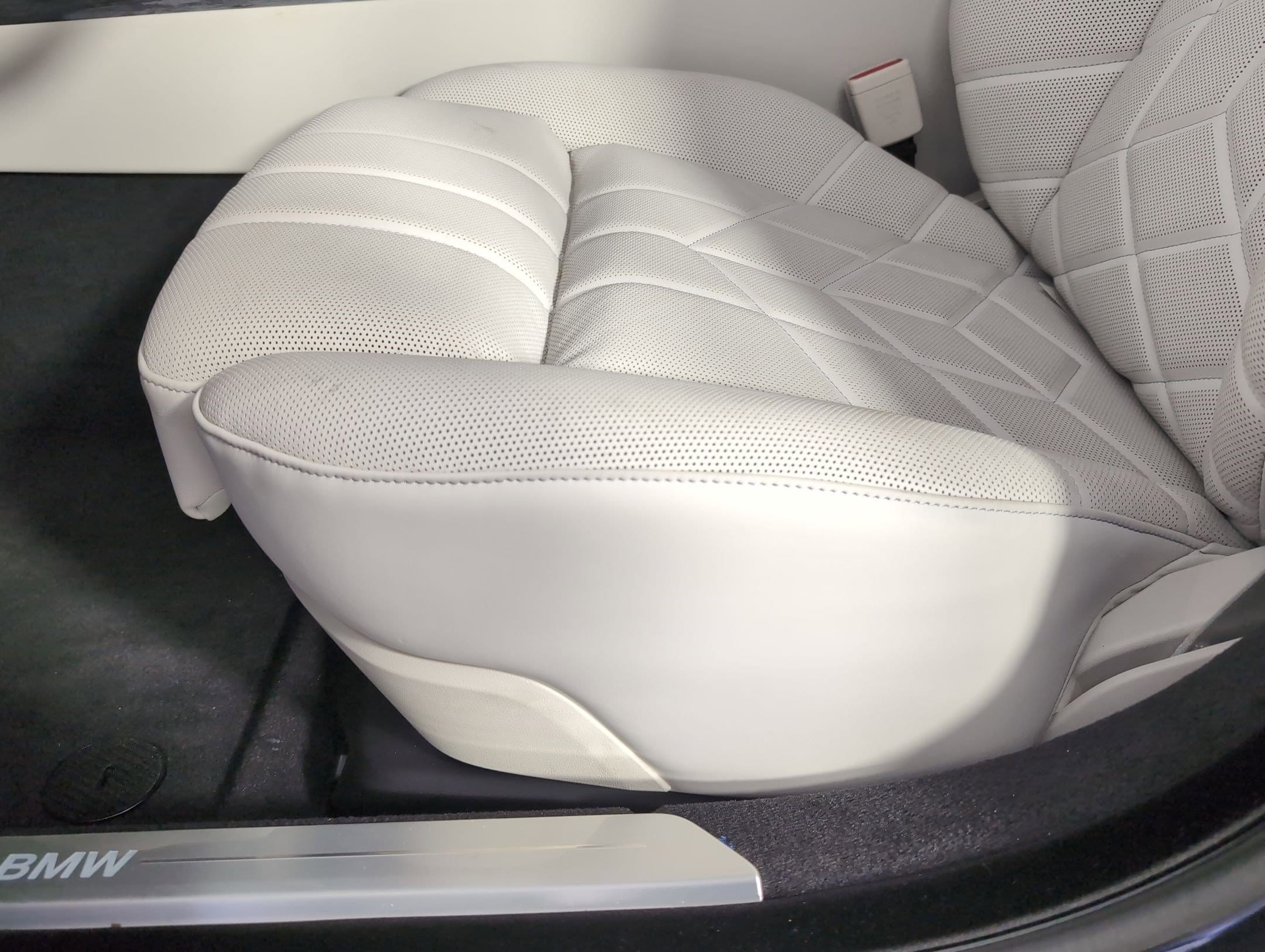2025 BMW i7 50 - Photo 11