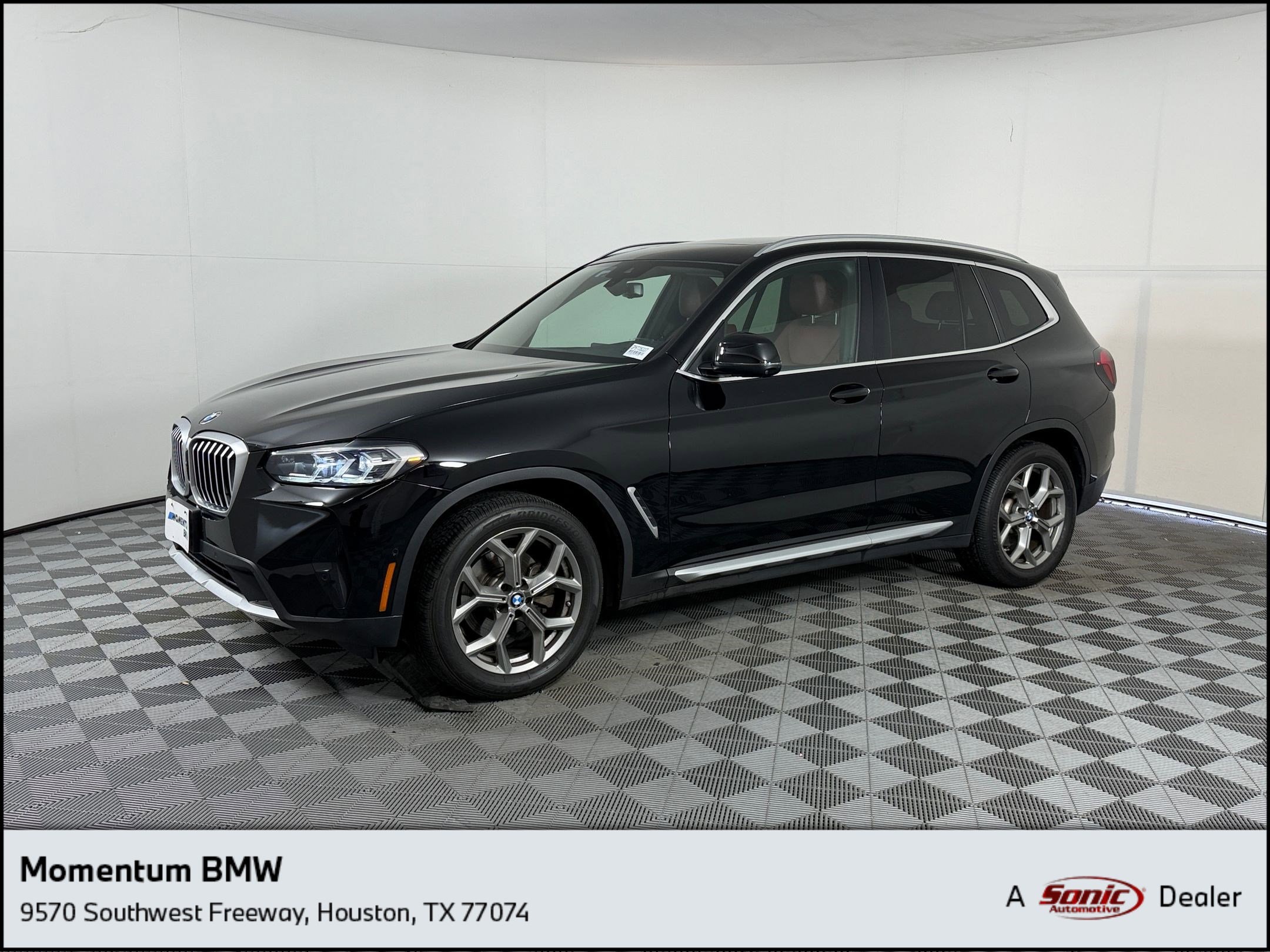 2023 BMW X3 sDrive30i's photo