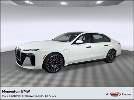 2026 BMW 750e xDrive Sedan