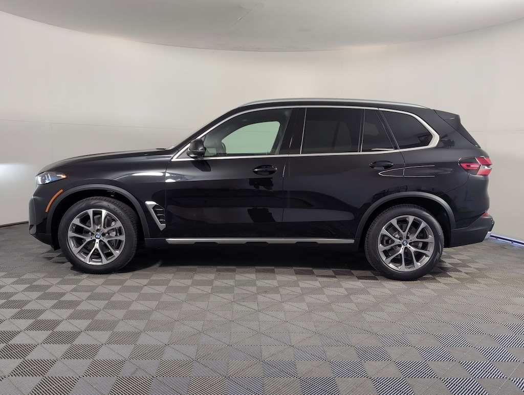 New 2026 BMW X5 xDrive40i SUV