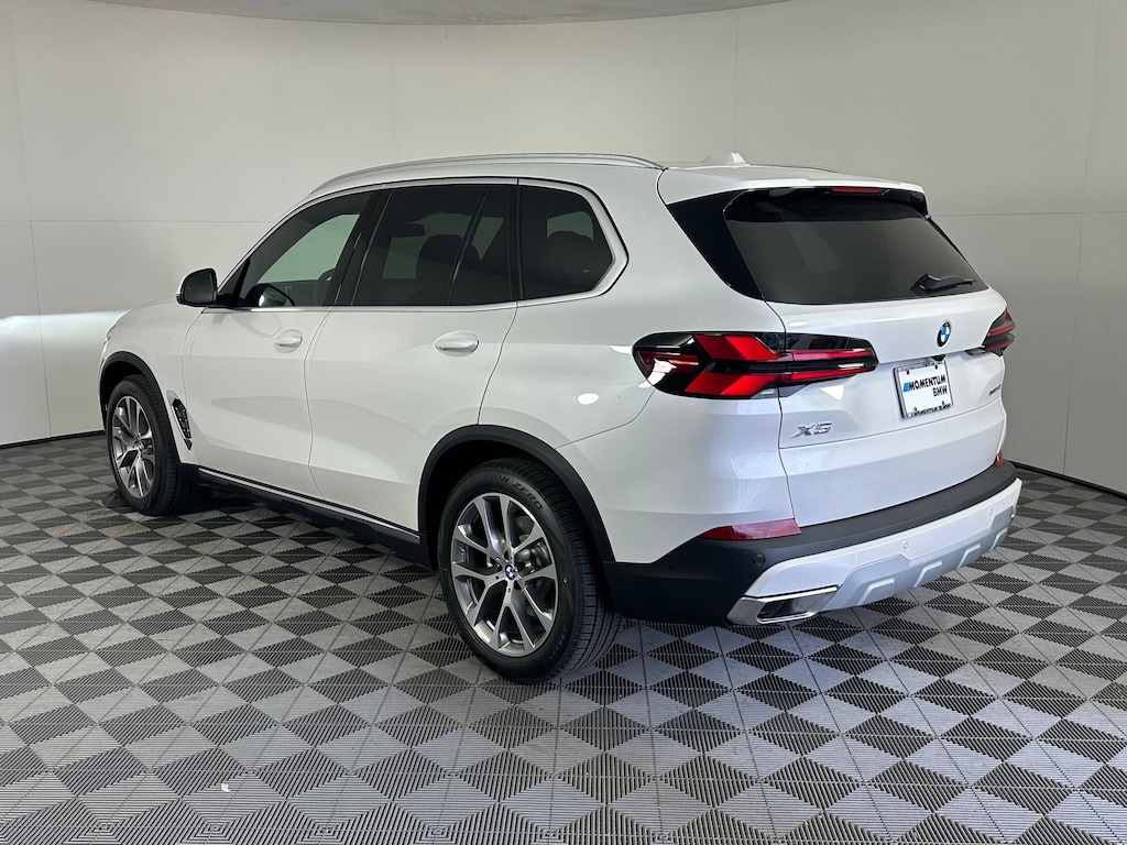 New 2026 BMW X5 xDrive40i SUV