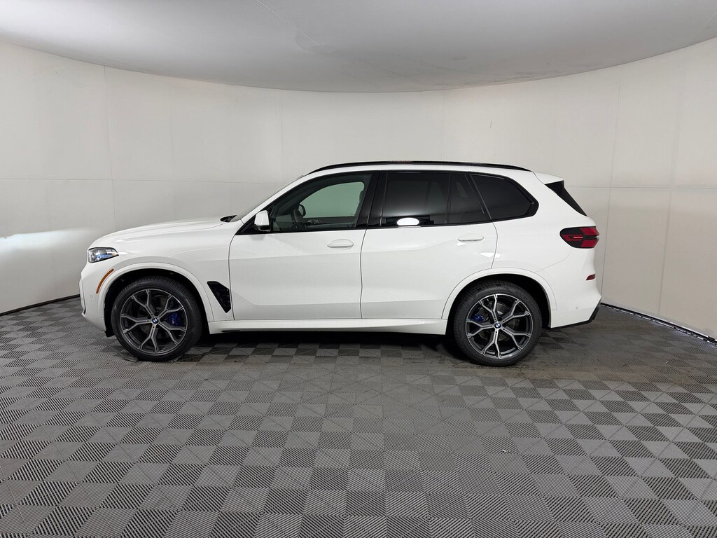 New 2026 BMW X5 xDrive40i SUV