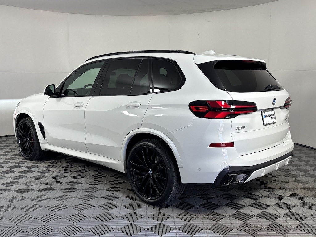 New 2026 BMW X5 sDrive40i SUV