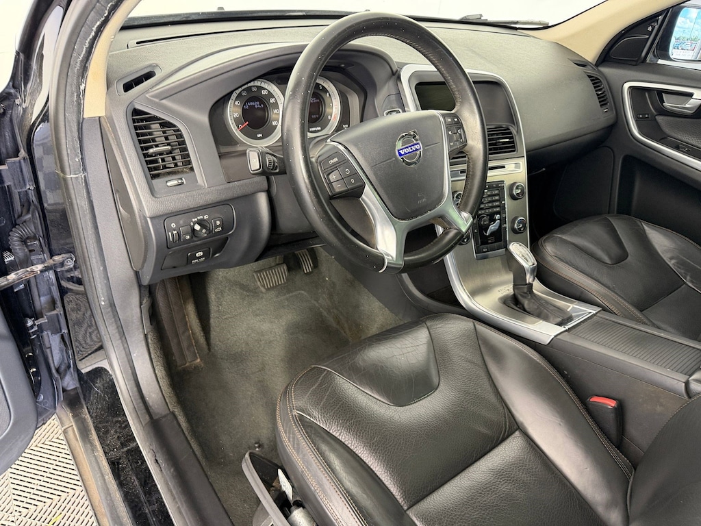 Used 2013 Volvo XC60 3.2 SUV