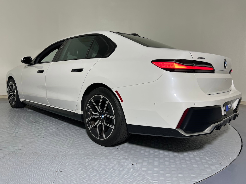 Certified 2024 BMW 740i xDrive Sedan